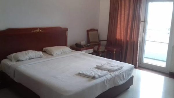 Ac Basic Room